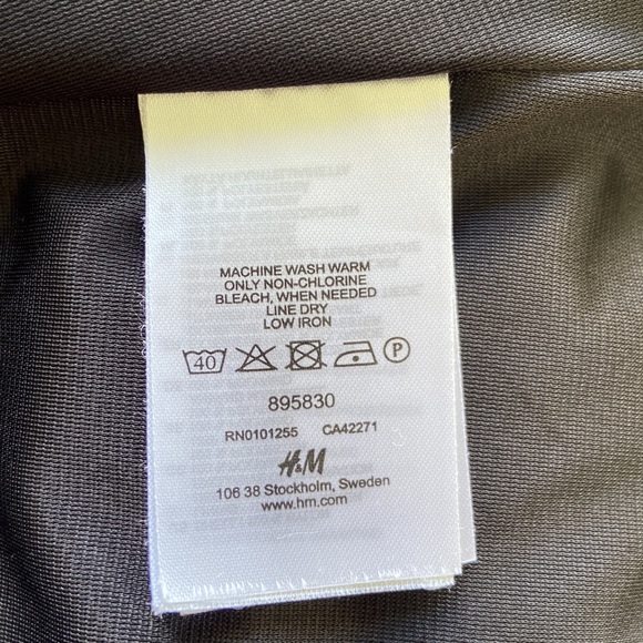 H&M Black Lace-Look Overlay Dress Women's Size 10 - Picture 6 of 6